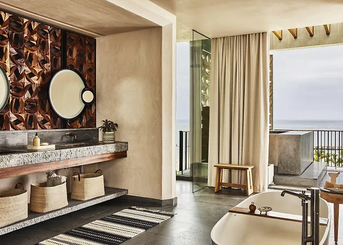 Hotel Etereo, Collection 5*